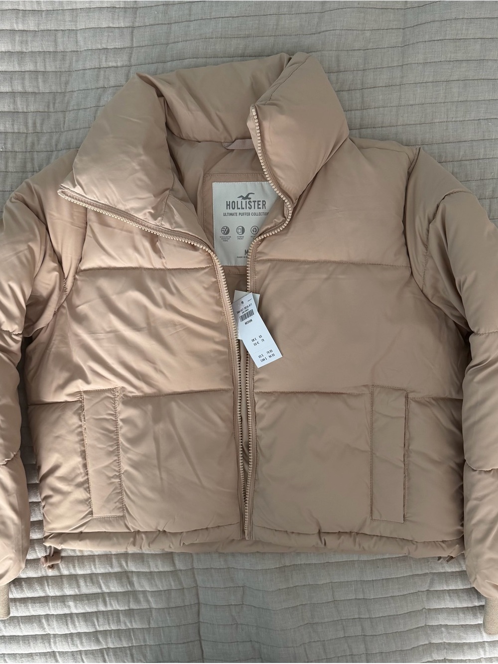 Hollister Cropped Puffer Jacket